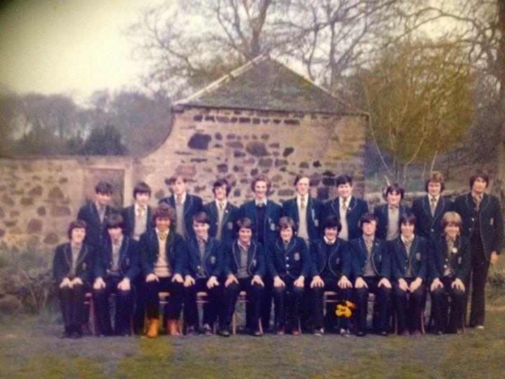 Class Photo Paul Kelly.jpg - This old photo was found in Paul Kelly's attic. How many can you name?What about those boots? Lucky 'Noddy' was not around at that time.